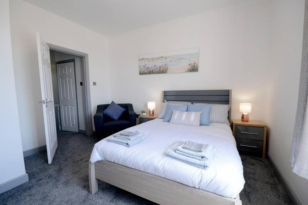 Renovated House Near Darlington Train Station. Villa Екстериор снимка