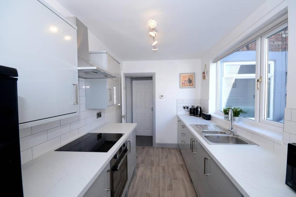 Renovated House Near Darlington Train Station. Villa Екстериор снимка